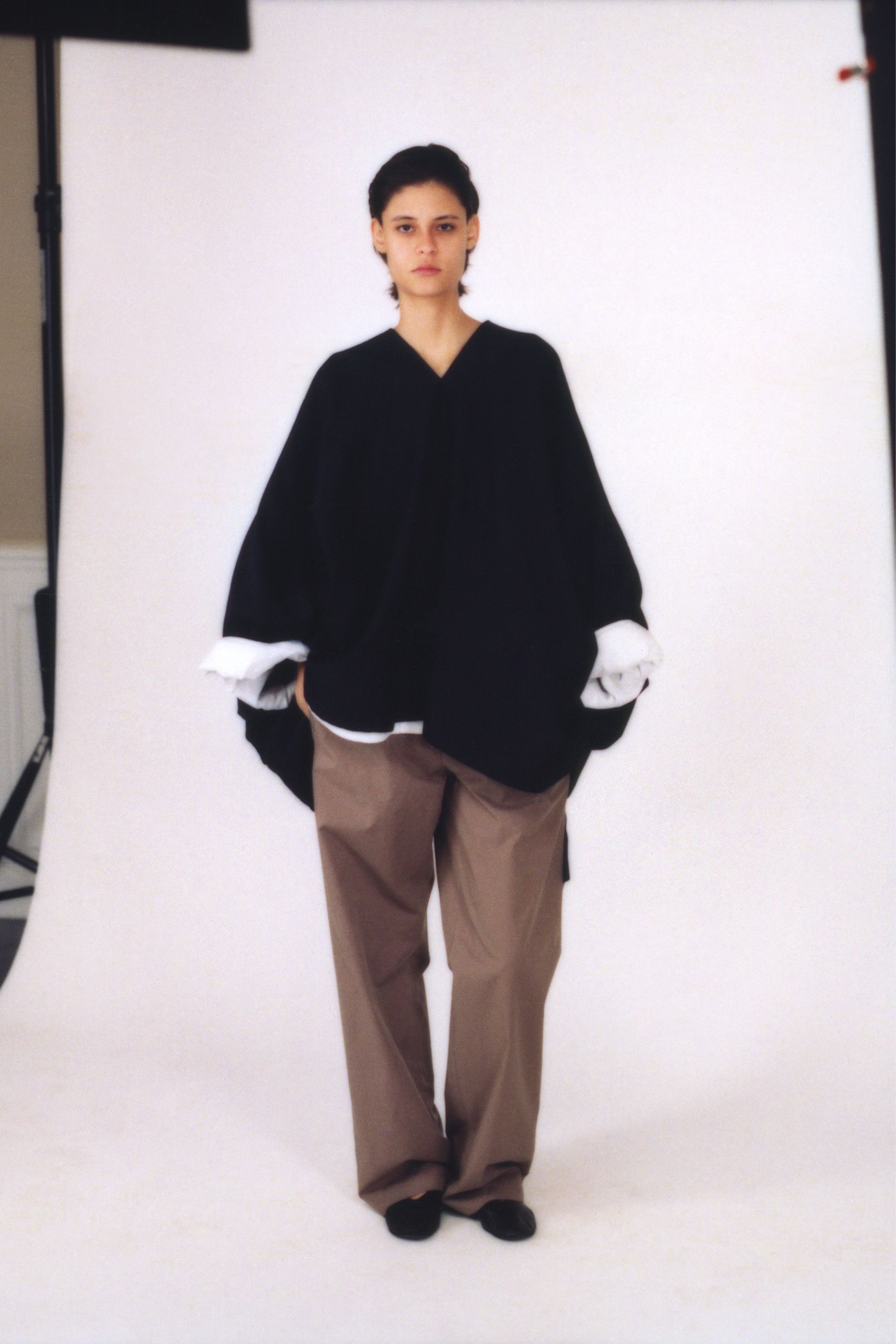 【The Row】ザ ロウ 2025ss バーモンド ブレザー ブラウン Men's and Women's Spring 2025 Collection | The Row