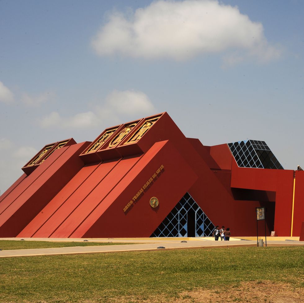 museum of the royal tombs of sipán