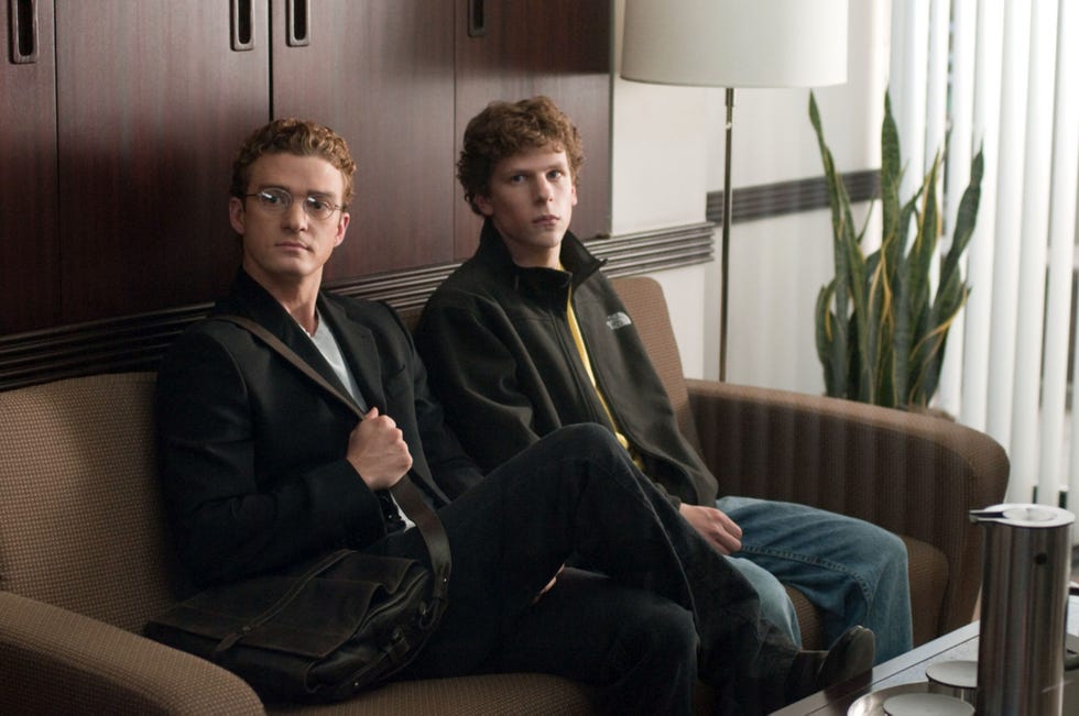 La red social, de izquierda a derecha: Justin Timberlake, Jesse Eisenberg, 2010. Fotografía: Merrick Morton/©Columbia Pictures/Cortesía de Everett Collection.