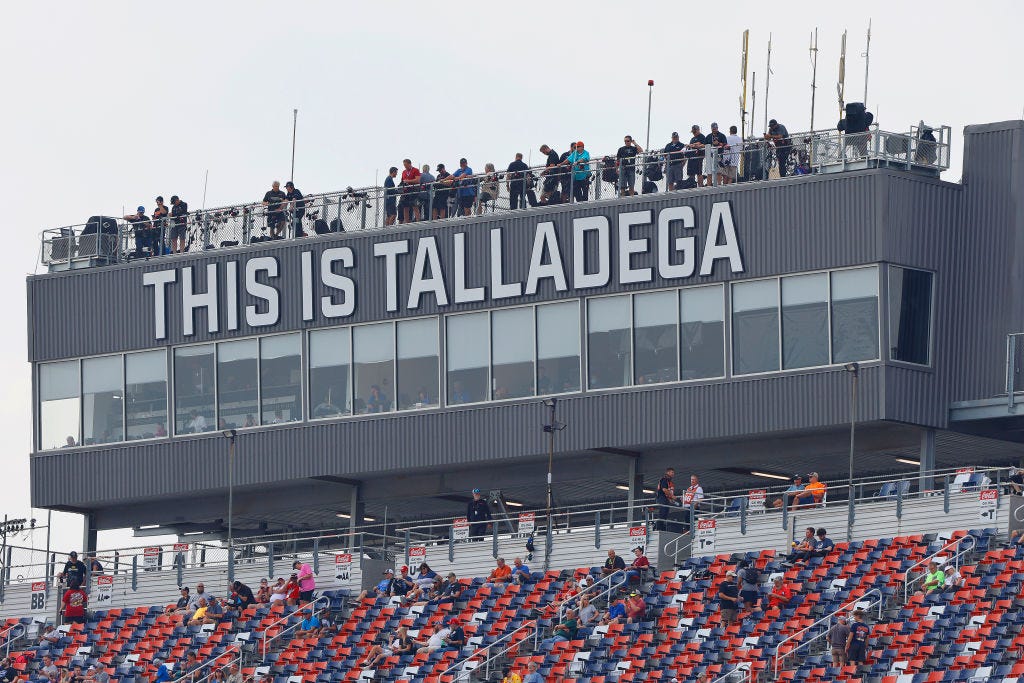 Mile High go the extra (mile) for fans - Coliseum