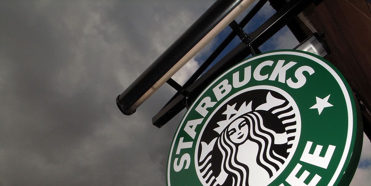 Starbucks' New Tipping Feature Stirs Up Drama
