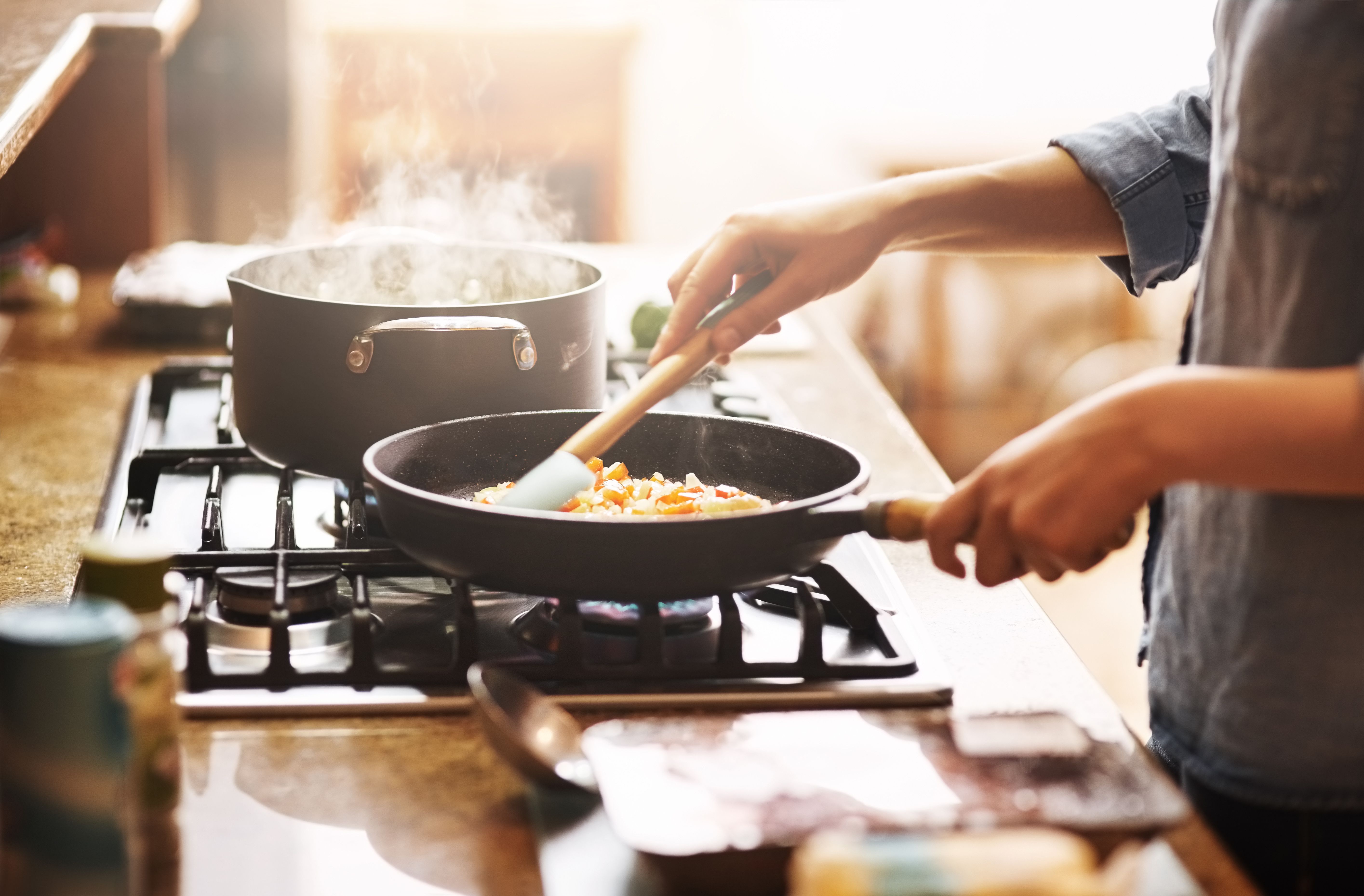 Vkoocy Pink Pots and Pans Set Non Stick, Ceramic Cookware Set Kitchen Cooking Sets Induction Granite Pot and Pan w/Frying Pans, Saucepans, Casserole