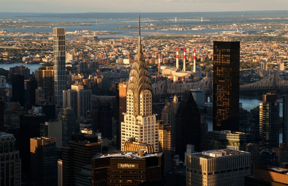 views from the empire state building in new york city