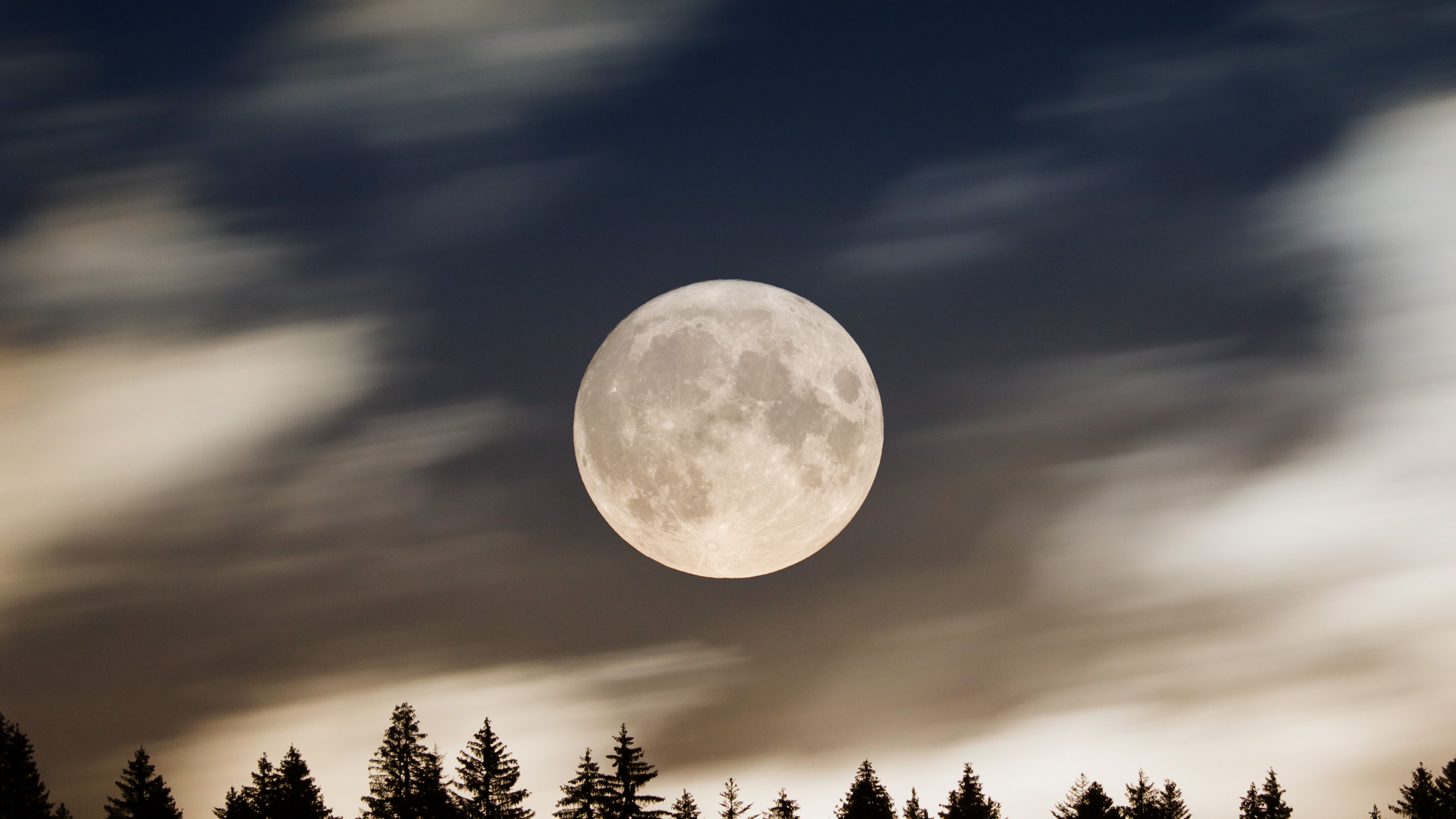 Why Is the August Full Moon Called Sturgeon? Here's What it Symbolizes