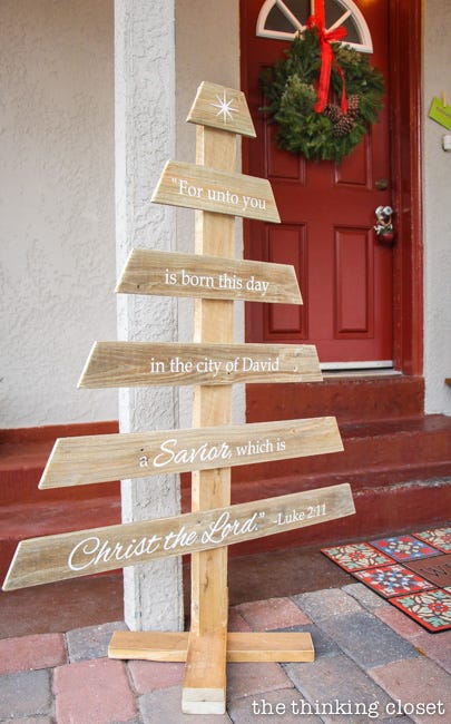 20 Pallet Christmas Tree Ideas - DIY Wood Christmas Tree Plans