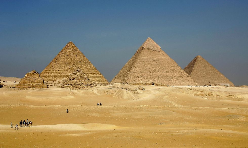 egy  the pyramids at giza