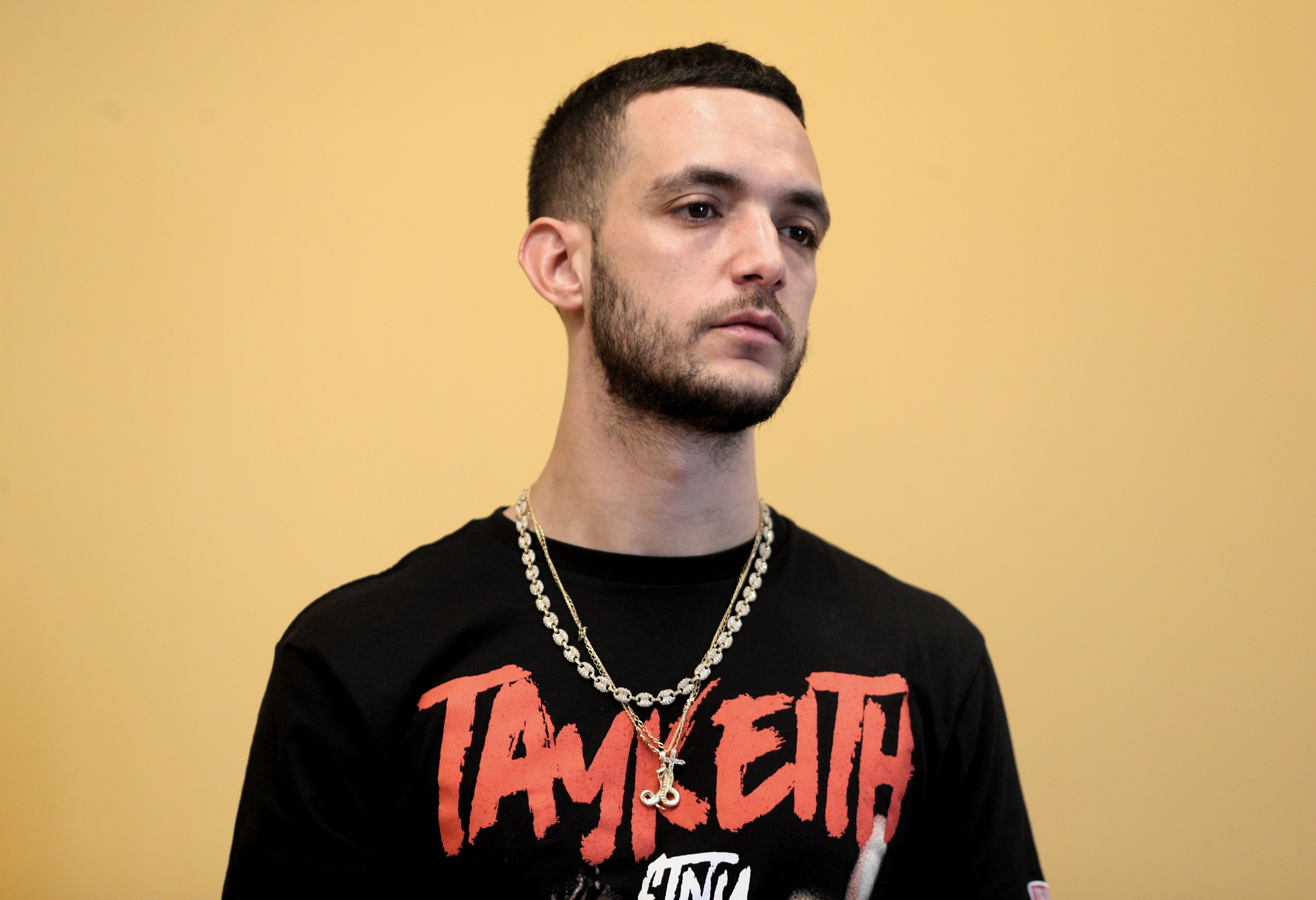 https://hips.hearstapps.com/hmg-prod/images/the-trap-singer-and-rapper-c-tangana-is-seen-during-the-news-photo-1582289842.jpg