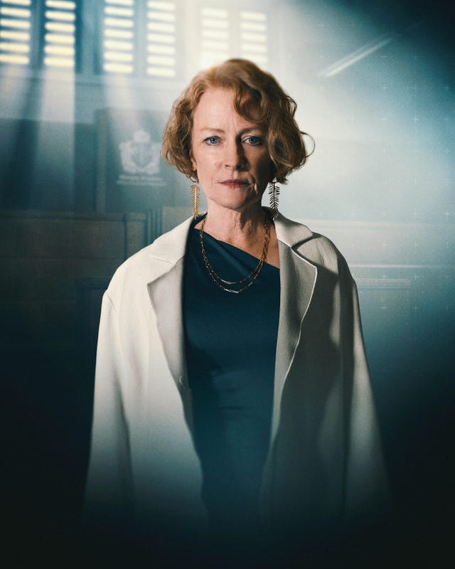 dione sinclair (claire skinner)