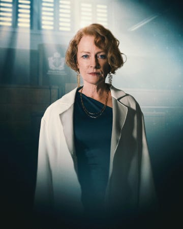 dione sinclair (claire skinner)