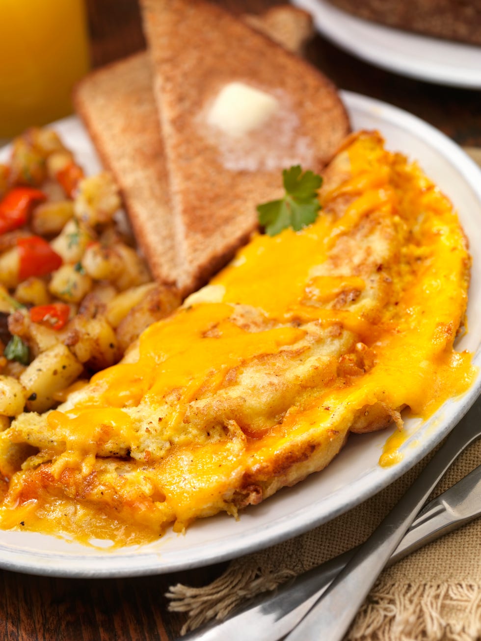 the ultimate cheddar cheese omelette
