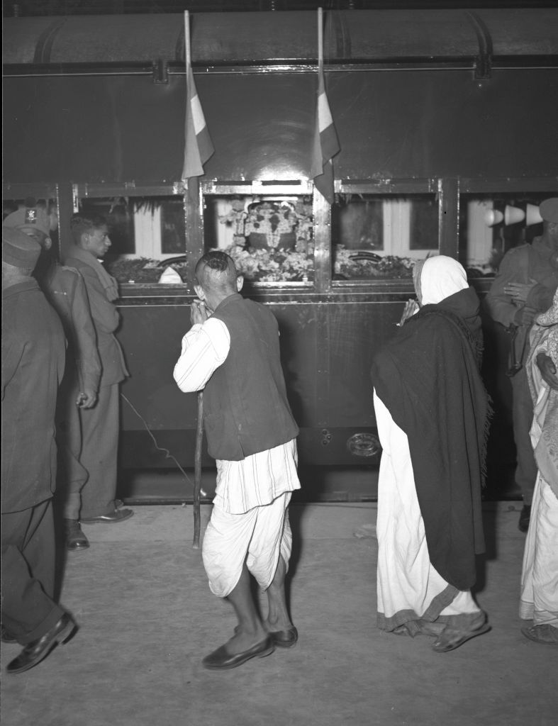 mahatma gandhi's funeral