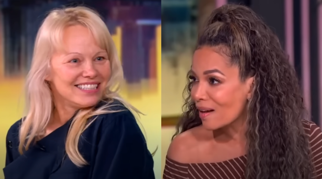 Pamela Anderson Stopped Her 'View' Interview to Help Sunny Hostin