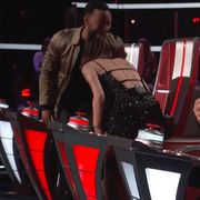 see ariana grande and john legend walked off 'the voice' after fight broke out