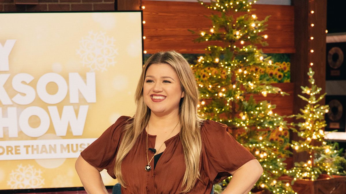 preview for How Kelly Clarkson Became a Pop Legend