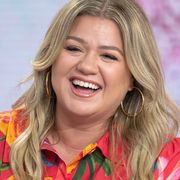 'the voice' coach and 'american idol' alum kelly clarkson on instagram