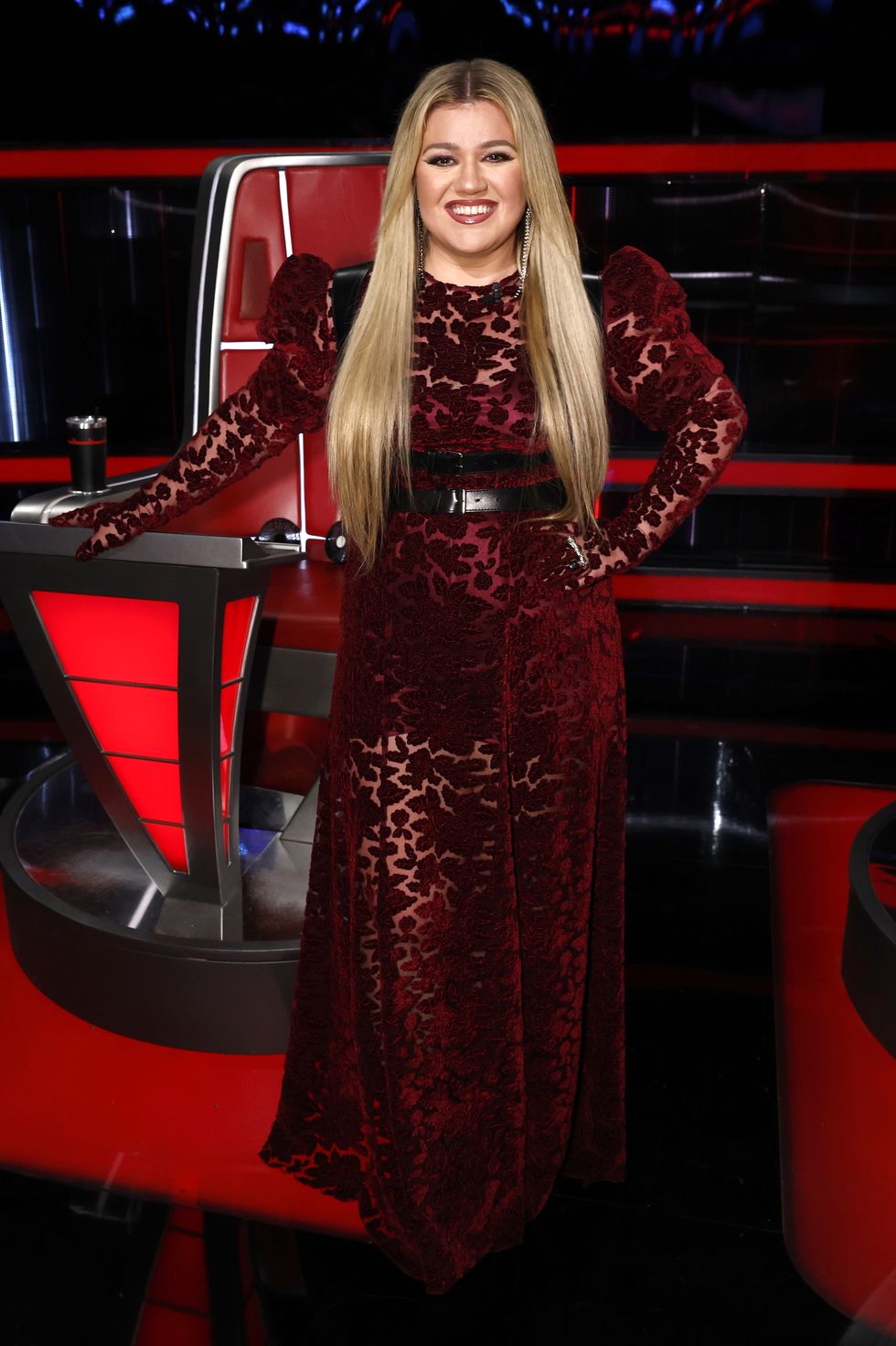 the voice 2023 finale kelly clarkson see through dress