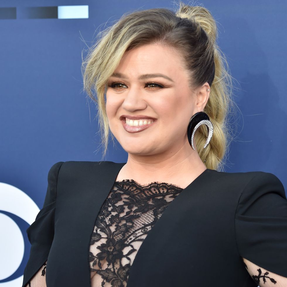 the voice 2023 kelly clarkson plunging lace dress instagram