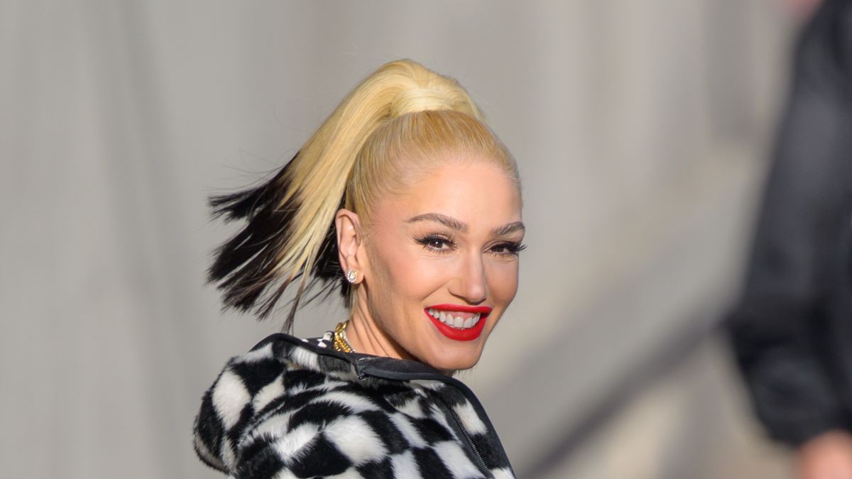 preview for How Gwen Stefani Became A Music Industry Staple
