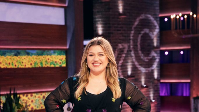 preview for How Kelly Clarkson Became a Pop Legend