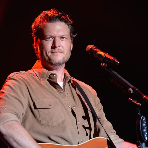dover, de   june 26  singer blake shelton performs onstage during day 1 of the big barrel country music festival on june 26, 2015 in dover, delaware  photo by stephen lovekingetty images for big barrel