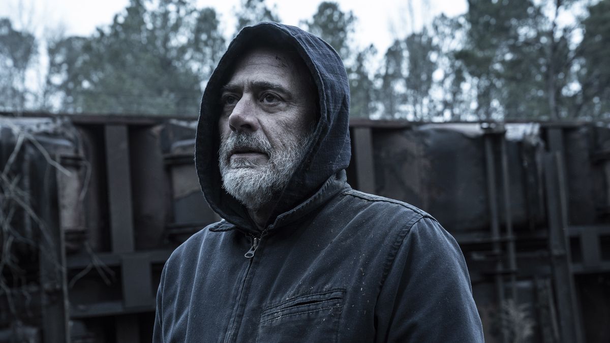 Walking Dead's Jeffrey Dean Morgan teases return of old-school Negan in  Dead City spinoff