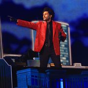 the weeknd performing at the pepsi super bowl lv halftime show