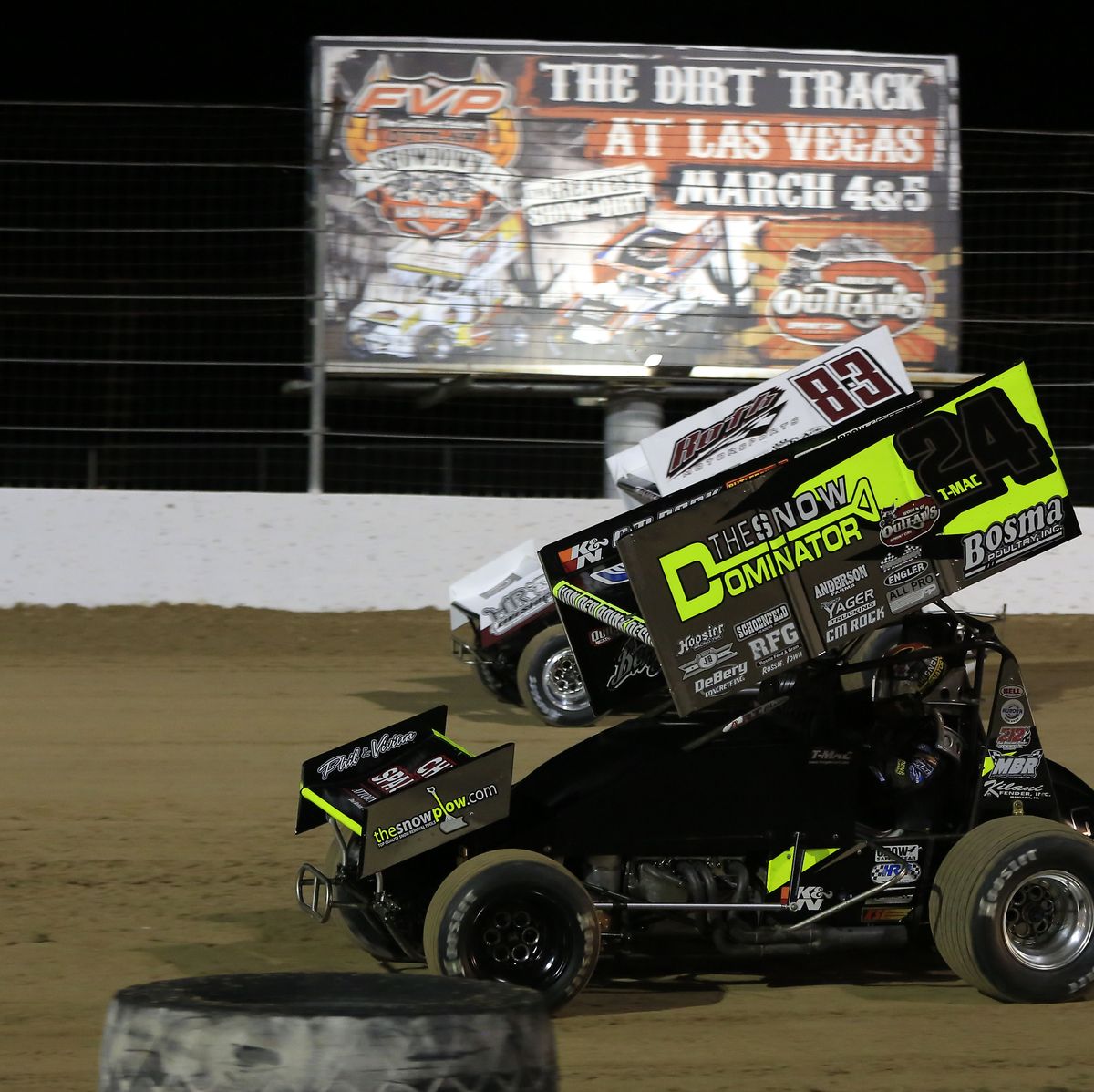 https://hips.hearstapps.com/hmg-prod/images/the-world-of-outlaws-sprint-car-fvp-outlaw-showdown-at-the-news-photo-1587663289.jpg?crop=0.668xw:1.00xh;0.279xw,0&resize=1200:*