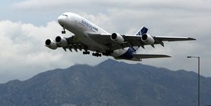The world's largest passenger plane, Air
