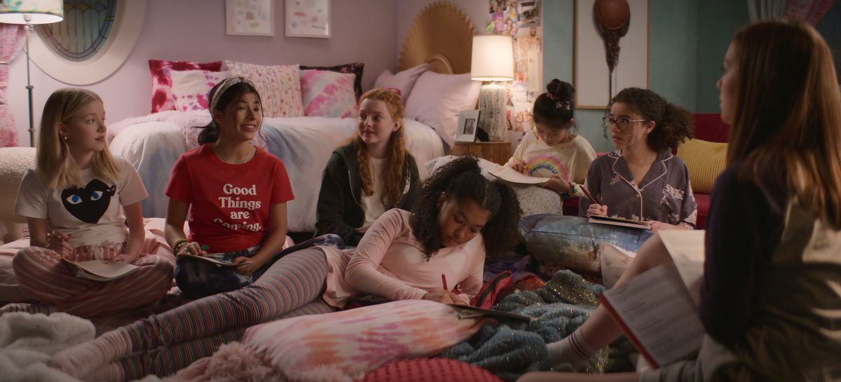 the baby sitters club l to r shay rudolph as stacey mcgill, kyndra sanchez as dawn schafer, vivian watson as mallory pike, anais lee as jessi ramsey, momona tamada as claudia kishi, malia baker as mary anne spier, and sophie grace as kristy thomas in episode 202 of the baby sitters club cr courtesy of netflix © 2021