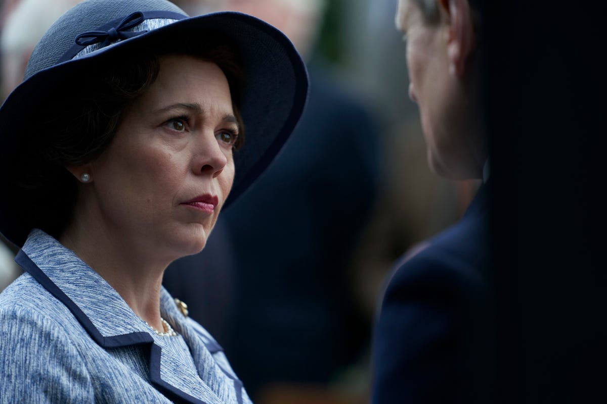 The Crown' Queens Unite: Olivia Colman, Claire Foy Return For Finale –  Deadline