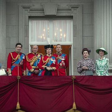 the crown s4 picture shows l r duchess of gloucester penny downie, queen mother marion bailey, prince charles josh o connor, mountbatten charles dance, queen elizabeth ii olivia colman, prince philip tobias menzies, princess margaret helena bonham carter, princess anne erin doherty, duchess of gloucester penny downie and supporting artists