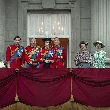 the crown s4 picture shows l r duchess of gloucester penny downie, queen mother marion bailey, prince charles josh o connor, mountbatten charles dance, queen elizabeth ii olivia colman, prince philip tobias menzies, princess margaret helena bonham carter, princess anne erin doherty, duchess of gloucester penny downie and supporting artists