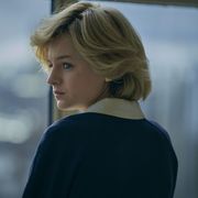 the crown s4 picture shows princess diana emma corrin