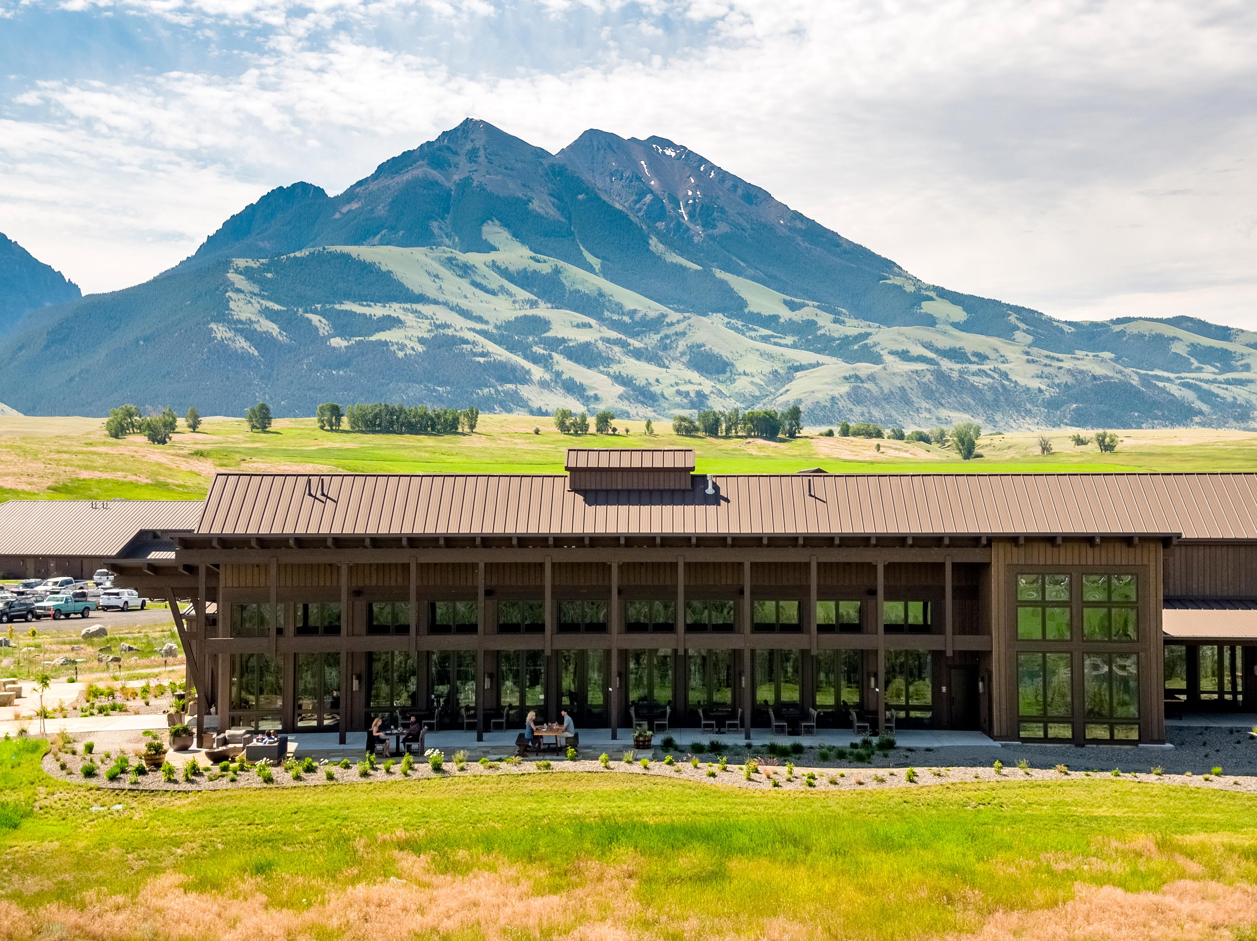 Sage Lodge  A Luxury Montana Resort Near Yellowstone