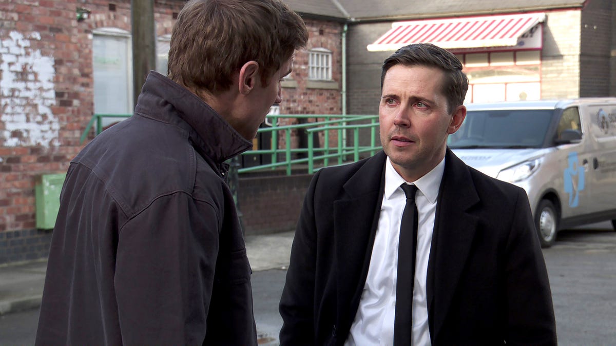 Coronation Street's Todd Grimshaw faces another shock over Theo's double  life