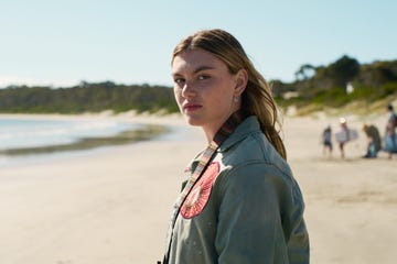 the survivors. shannon berry as bronte in the survivors. cr. courtesy of netflix © 2025