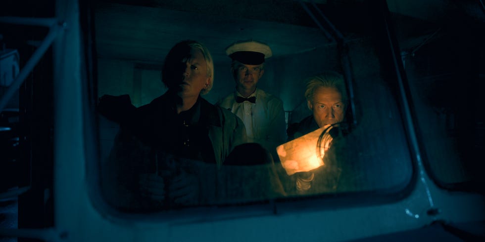 the umbrella academy l to r jason bryden as otto, tom sinclair as oscar, kris holden ried as axel in episode 202 of the umbrella academy cr courtesy of netflixnetflix