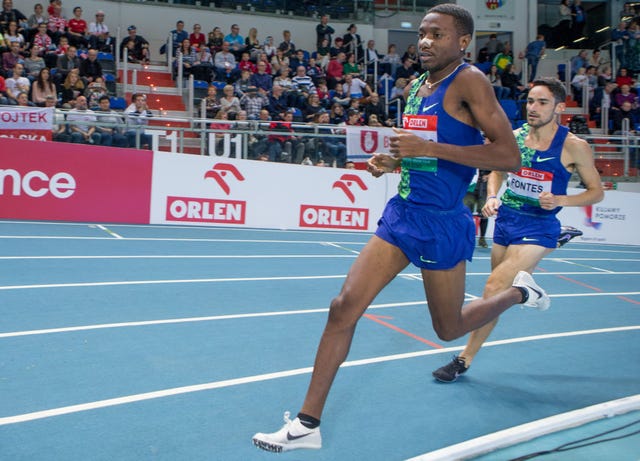 ignacio fontes derecha corre en la copernicus cup de torun