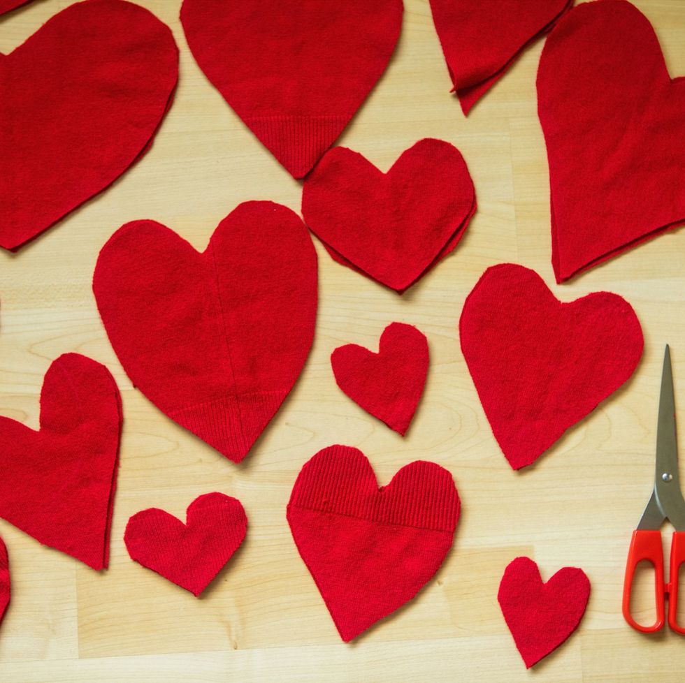 red felt hearts and scissors