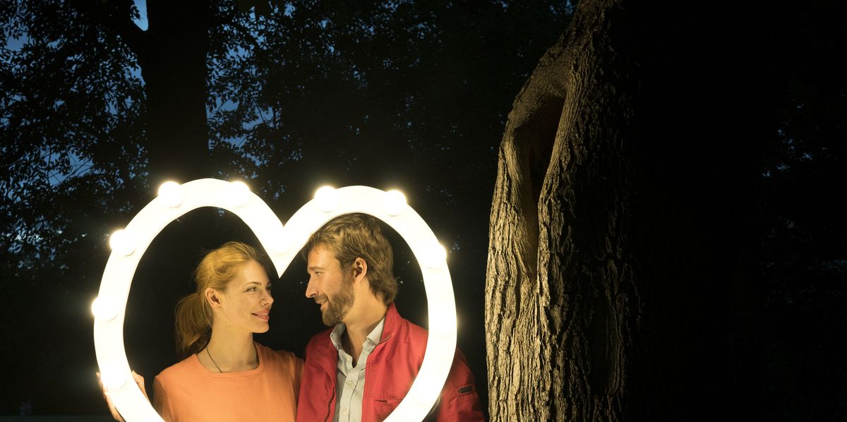 7 Perfect Date Night Ideas To Spark Up Romance