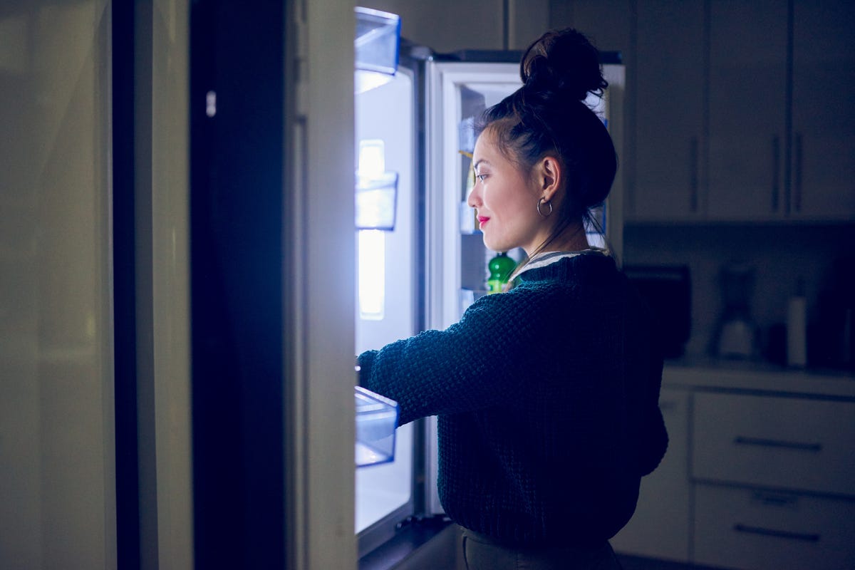 what-time-should-you-stop-eating-late-night-eating