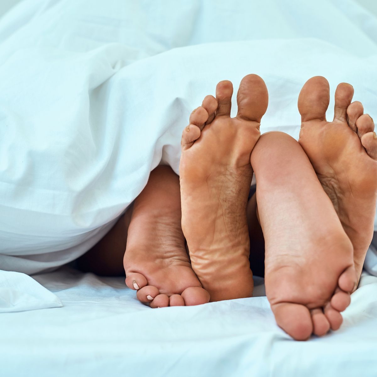 Sleeping Mom And Son Sexi Moves - What Is Toe Sucking? Definition And Best Tips From Sex Experts