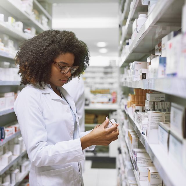 6 Things You Didn’t Know Your Pharmacist Could Help You With