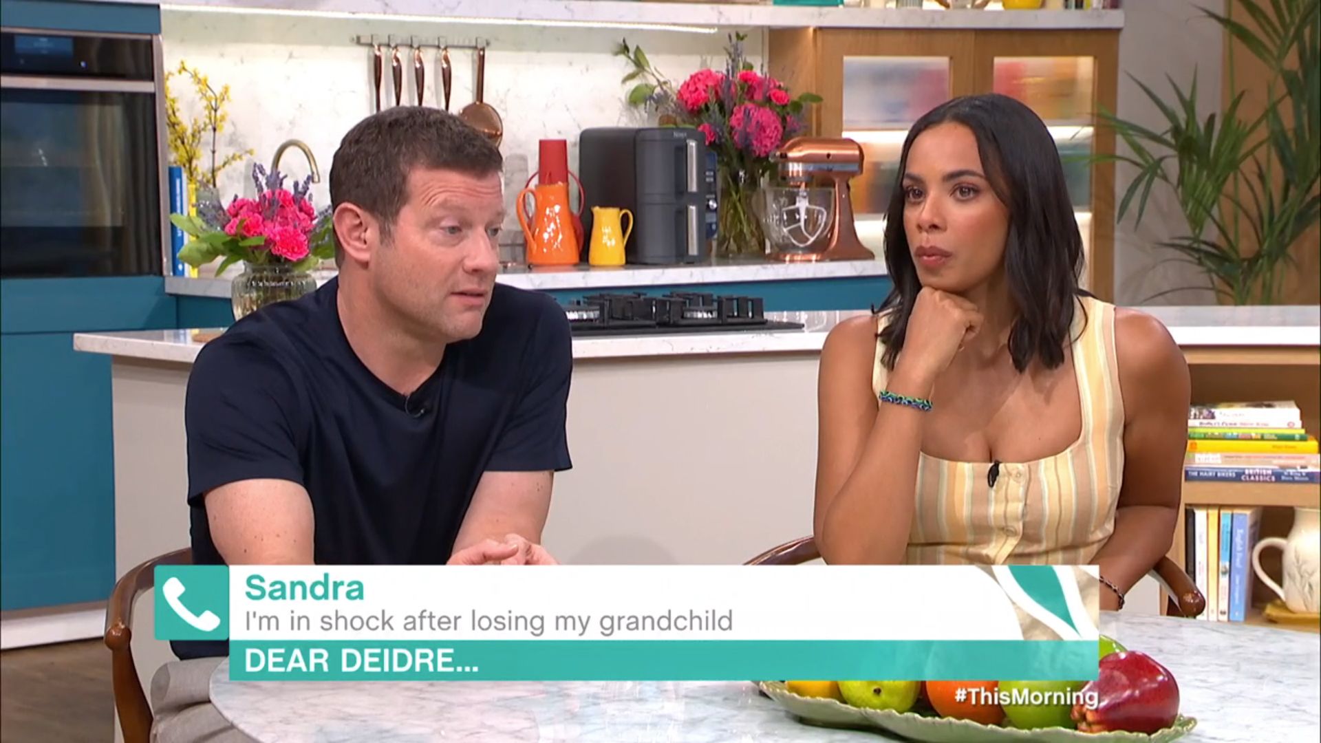 Rochelle Humes apologises as she breaks down in tears on This Morning