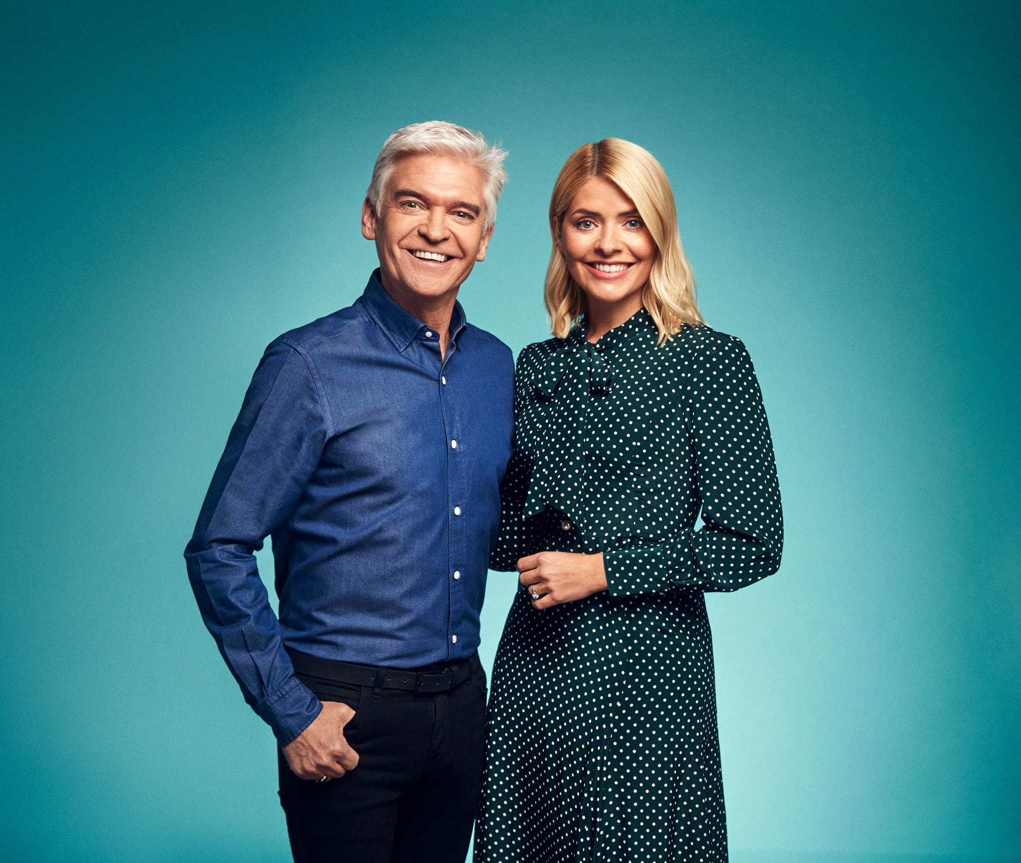 Phillip Schofield thanks Holly Willoughby for “therapy”