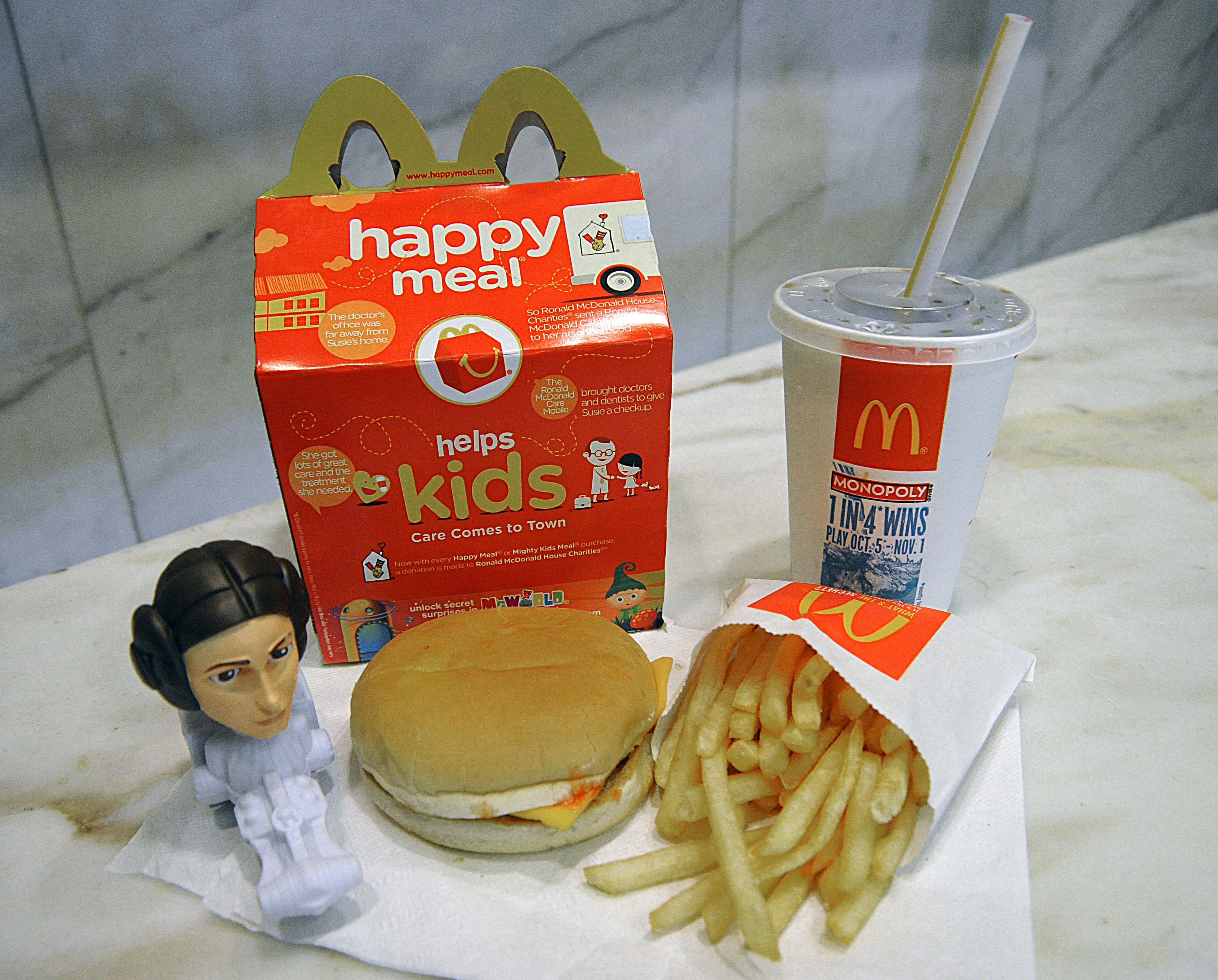 McDonald's Food Maker Sets - Kids Happy Meal - Hamburgers - Shakes