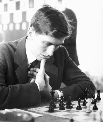 bobby fischer contemplating chess move