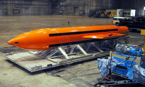 us air force tests massive new 21,000 pound bomb in florida