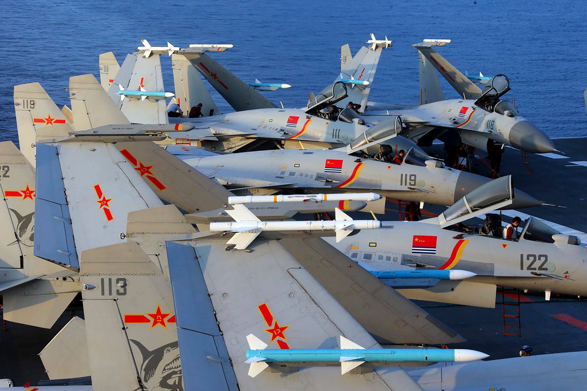 j 15 fighters on carrier liaoning with pl 8 and pl 12 missiles