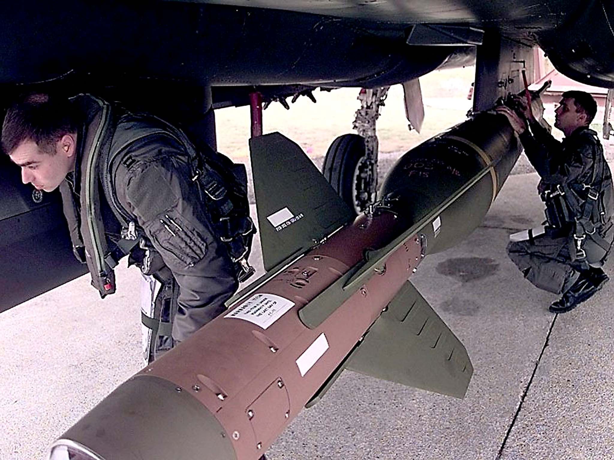 COMBAT・BOMBS BOOSTER・B-01・ Super clea Combat Bombs-B01 -Super Clean Boost- | eBay